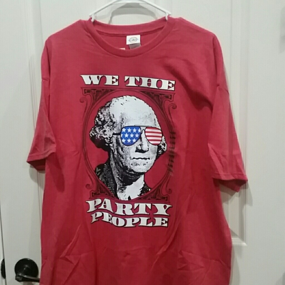 NWT Delta Pro Weight Party People Top